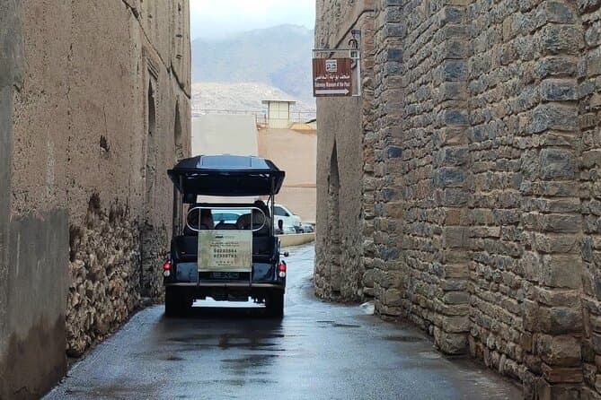 Heritage Tour by the Classic Carts in Nizwa, Private tour - Image 6