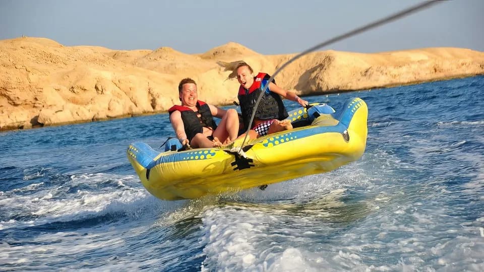 Banana Boat – Daymaniyat coast water sports - Image 1