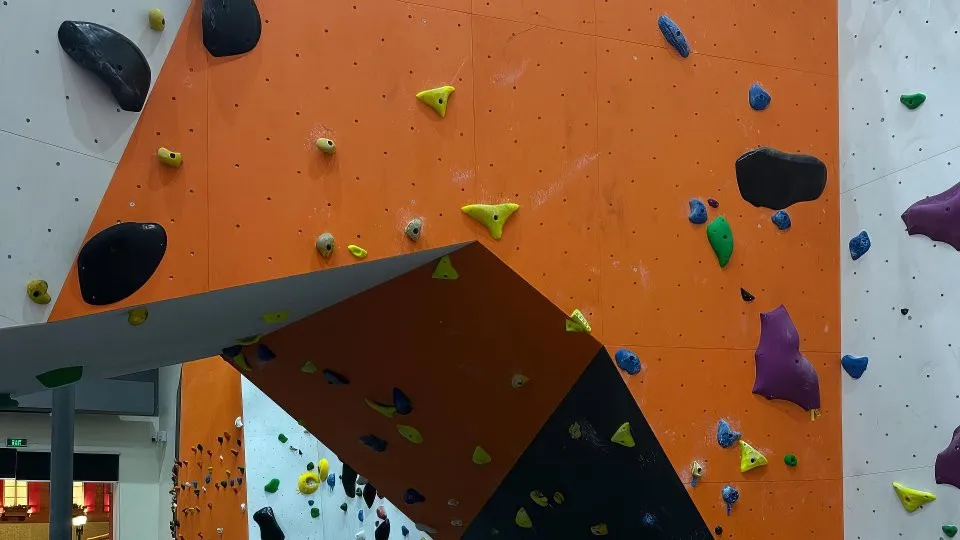Climbing Wall Muscat - Image 1